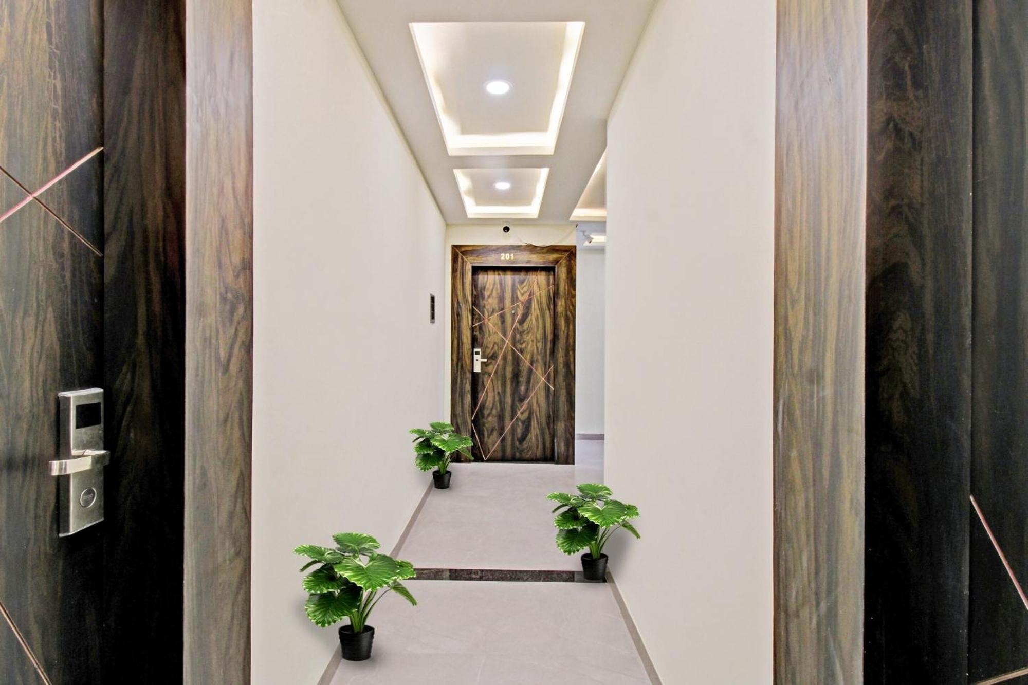 Hotel Townhouse Md Star à Nagpur Extérieur photo