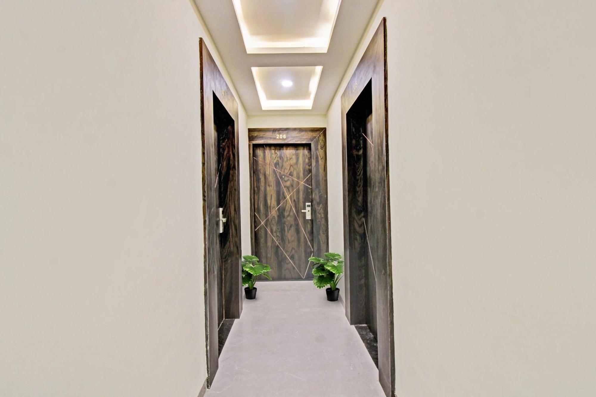 Hotel Townhouse Md Star à Nagpur Extérieur photo